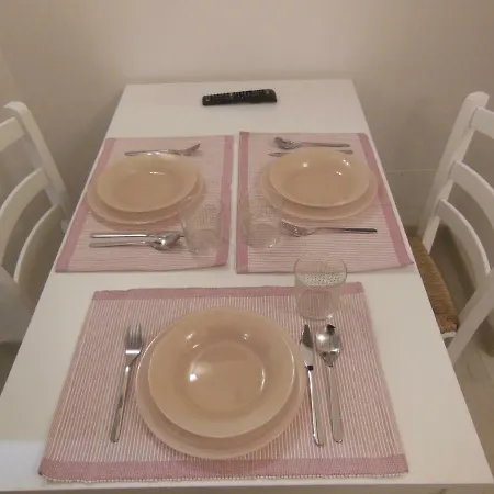 La Petroniana شقة *